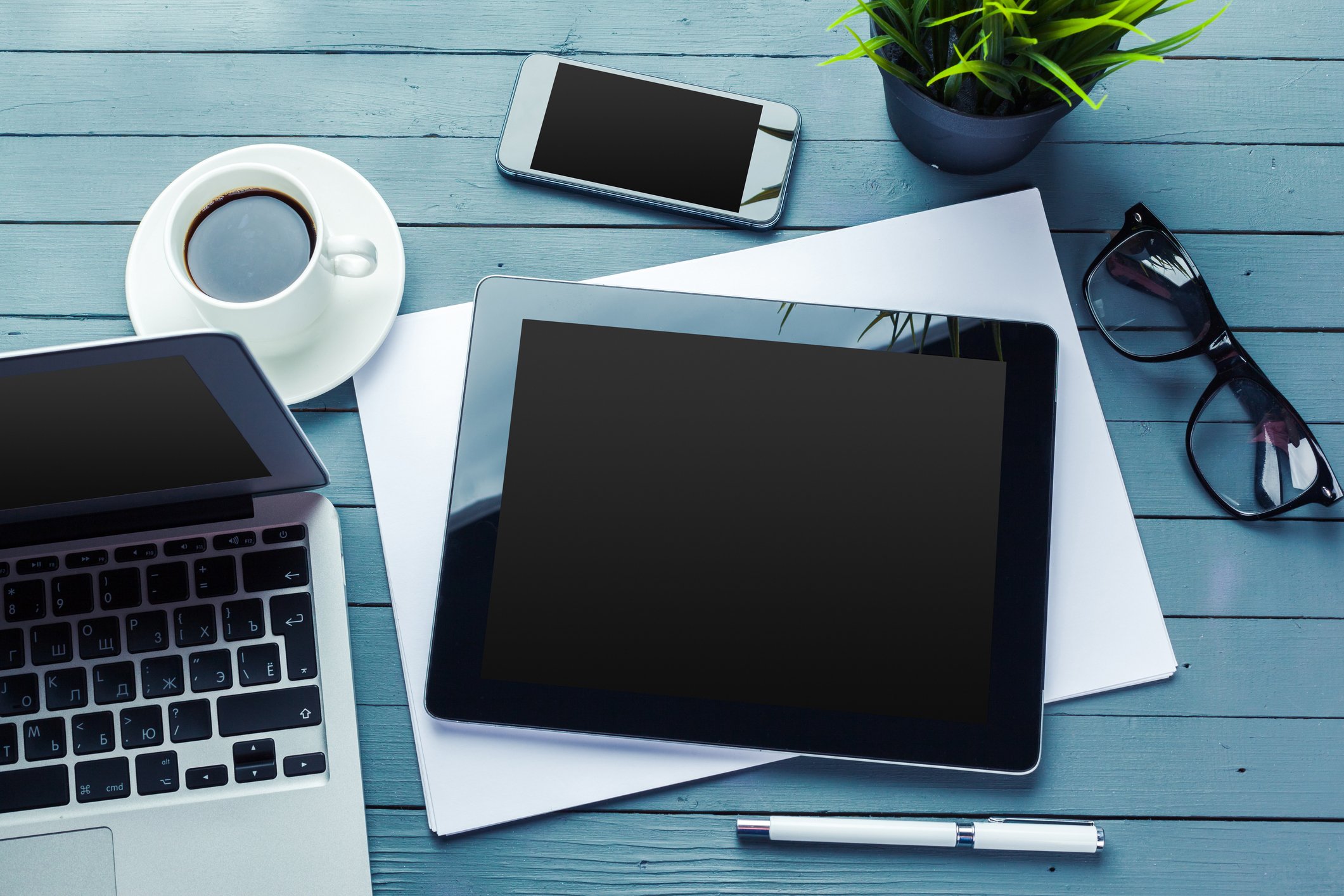 Устранение недостатков товаров или услуг в Большом Истоке. Помощь юриста.